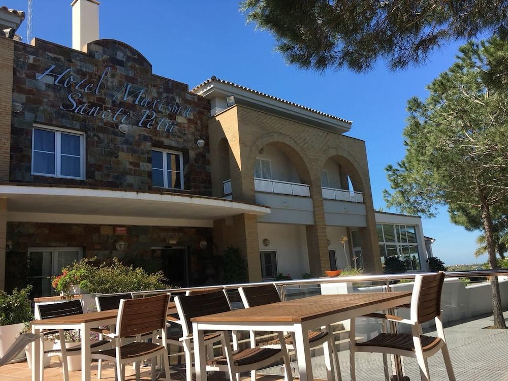 Marisma Sancti Petri Hotel 3*